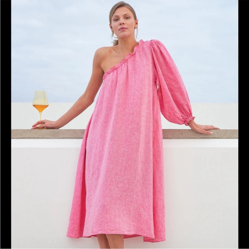 Lake Pink One-Shoulder Dress